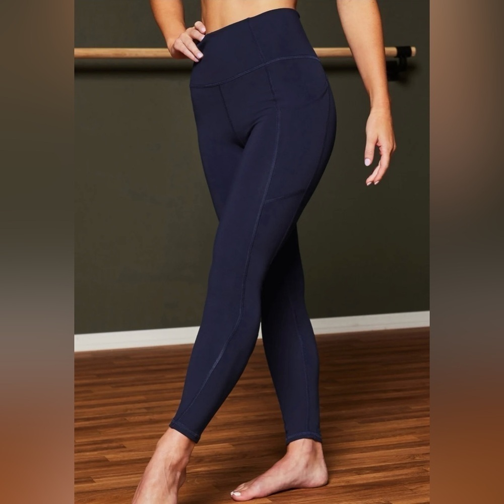 Fabletics Oasis PureLuxe High-Waisted Leggings in navy blue size Small